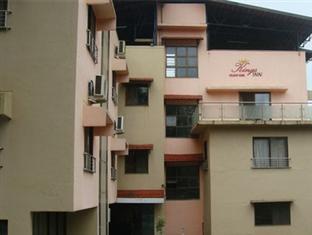 Kings Inn Holiday Home Лонавала Экстерьер фото
